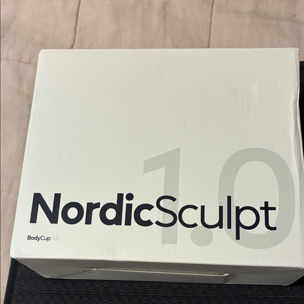 Nordic sculpt 1.0 body cup NWT face and body sculpting device